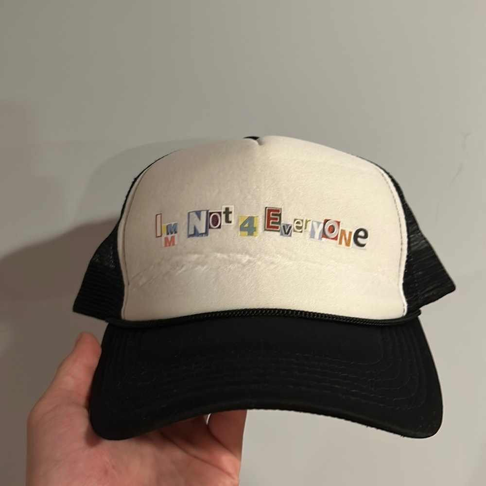Trucker hat